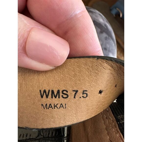 Dolce Vita Women's Black Croc Sandals Size 7.5 Square Toe Casual - Picture 7 of 7